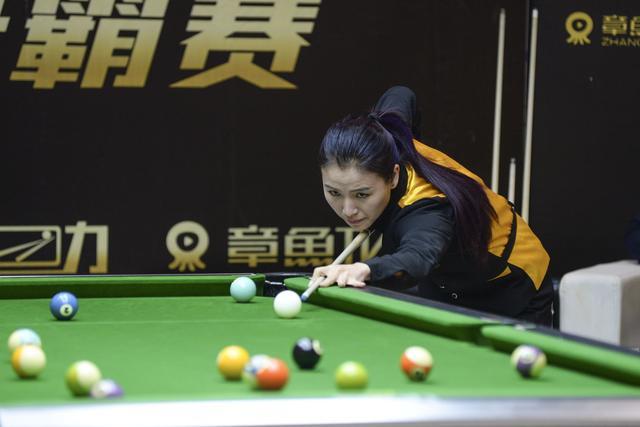 伺机通过 伺机通过