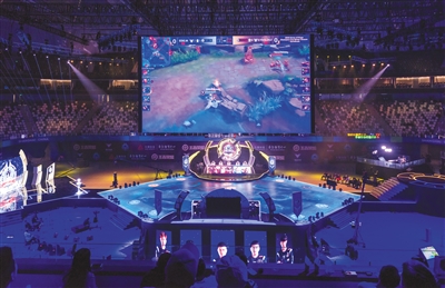 届比赛中以 届比赛中以